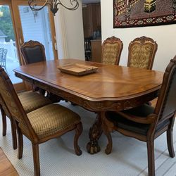 DINING ROOM SET 