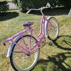 26" Schwinn Woodwind  Beach Cruiser 
