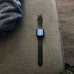 Apple Watch 10.4 32 Gb- Model A2723