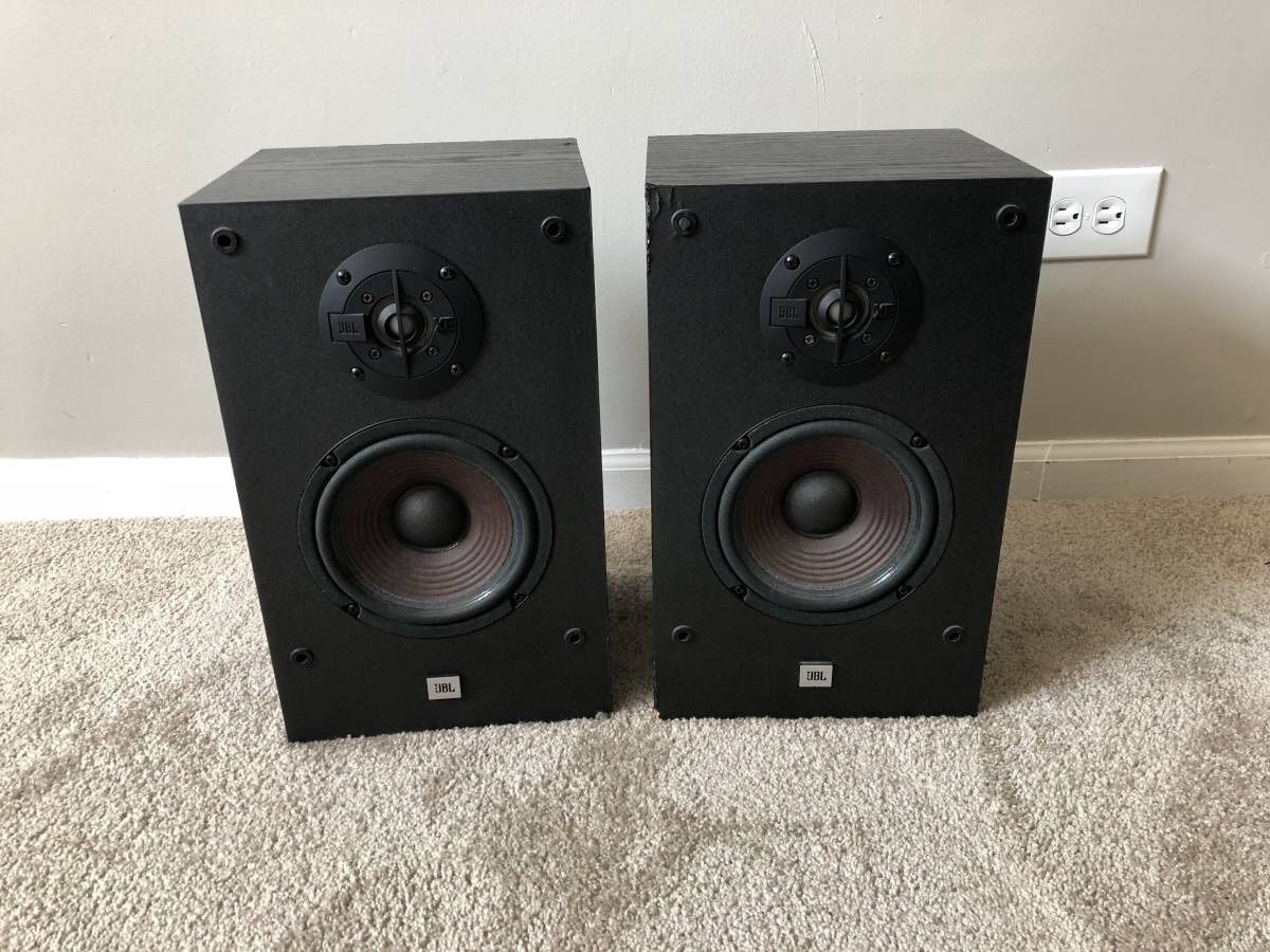 JBL G200 Bookshelf Speakers