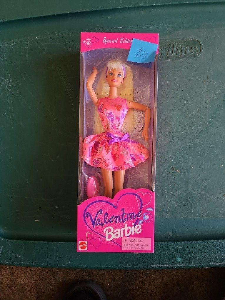 Valentines Barbie