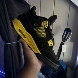 Jordan 4
