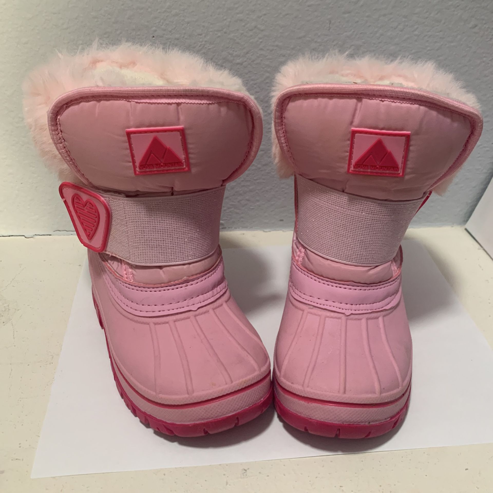 Girls Pink Snow Boots 