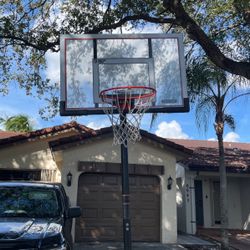 Basketball Hoop 