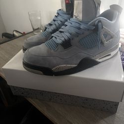 jordan 4 retro University Blue