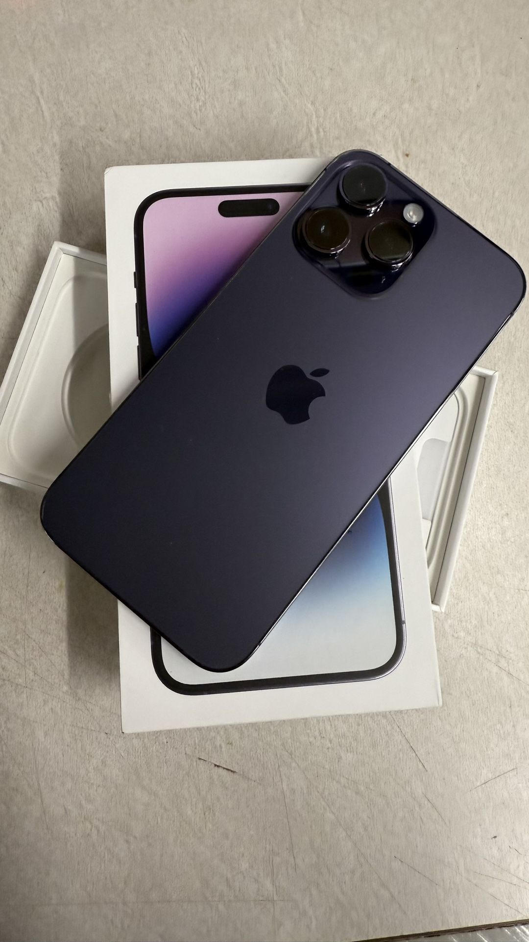Apple iPhone 14 Pro Max, 1TB, Deep Purple