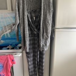 New Ladies Clothing Set. Jumpsuit And Cardigan.. Express Brand.  Gray Print Jumpsuit Size 6 And Xsmall Oversize  Long Cardigan Size Small $60 For Set