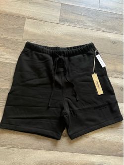ESSENTIALS FOG BLACK SHORTS🤩