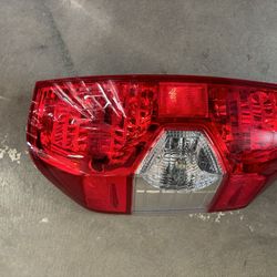 2020 Toyota Tundra Lights
