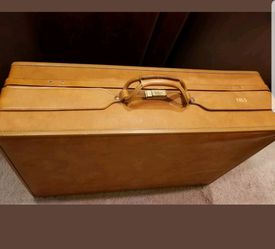 Hartmann leather briefcase for Sale in Lutz, FL - OfferUp