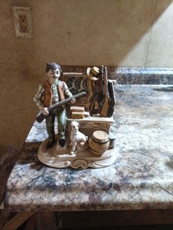 Statue