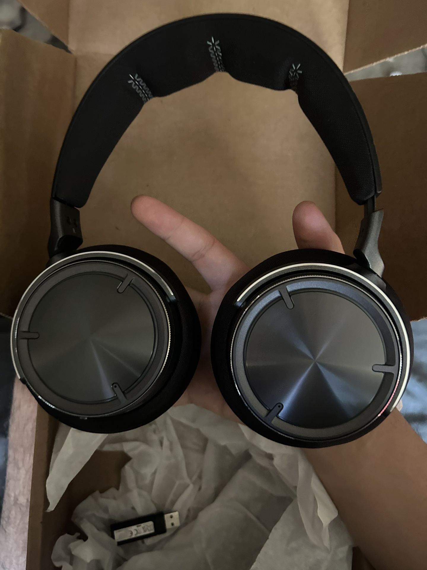 corsair virtuoso max wireless gaming headset carbon pc,ps5,xbox mic included