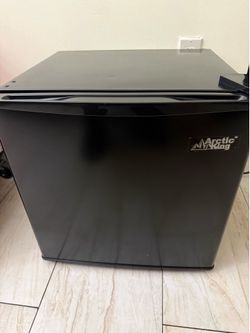 Mini refrigerator accepting offers