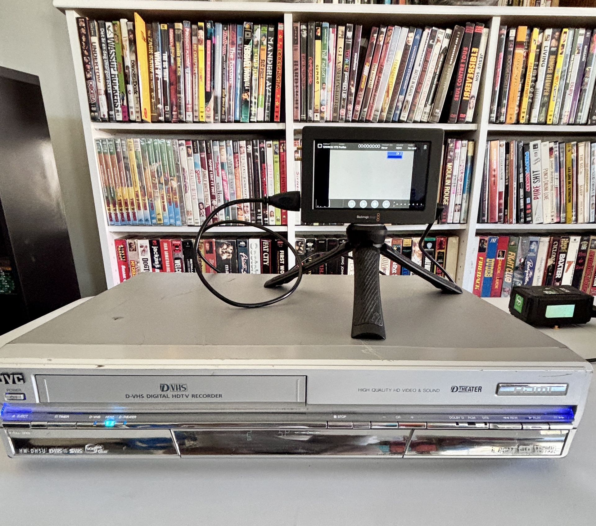 JVC HM-DH5U D-VHS S-VHS Digital VCR Player Recorder TBC HDMI