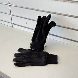 Dark Colored Thermal Gloves