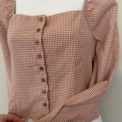 NWT  Lulus Perfect For Valentine’s Day!  Gingham seersucker puff-sleeve button-front top, Madewell $20