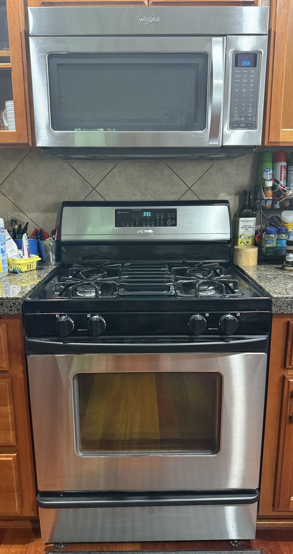 Whirlpool Gas Range Stove/ Oven And Over Range Microwave