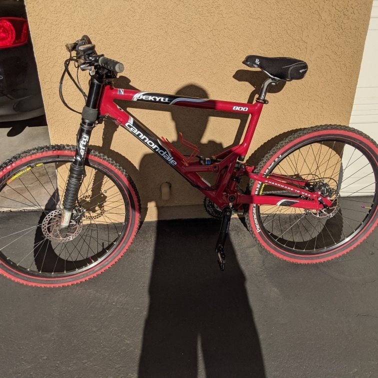 Cannondale Jekyll 800 With Lefty Fork Mountain Bike Size Large
