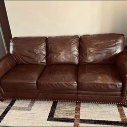Leather Sofa 🛋️ 