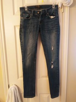 Levi's "Too Superlow 524" Skinny Jeans