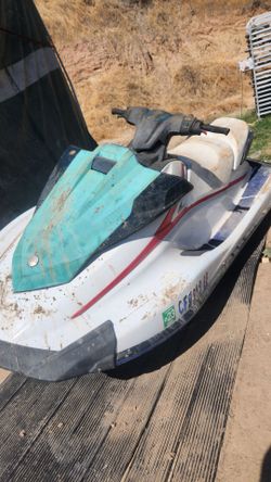 2020 Yamaha jet ski VX