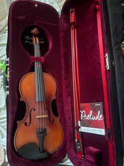 Violin, carring case and Bow size 3/4
