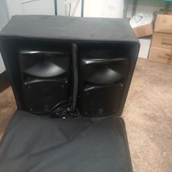 Yamaha StagePas 400Bt Speakers