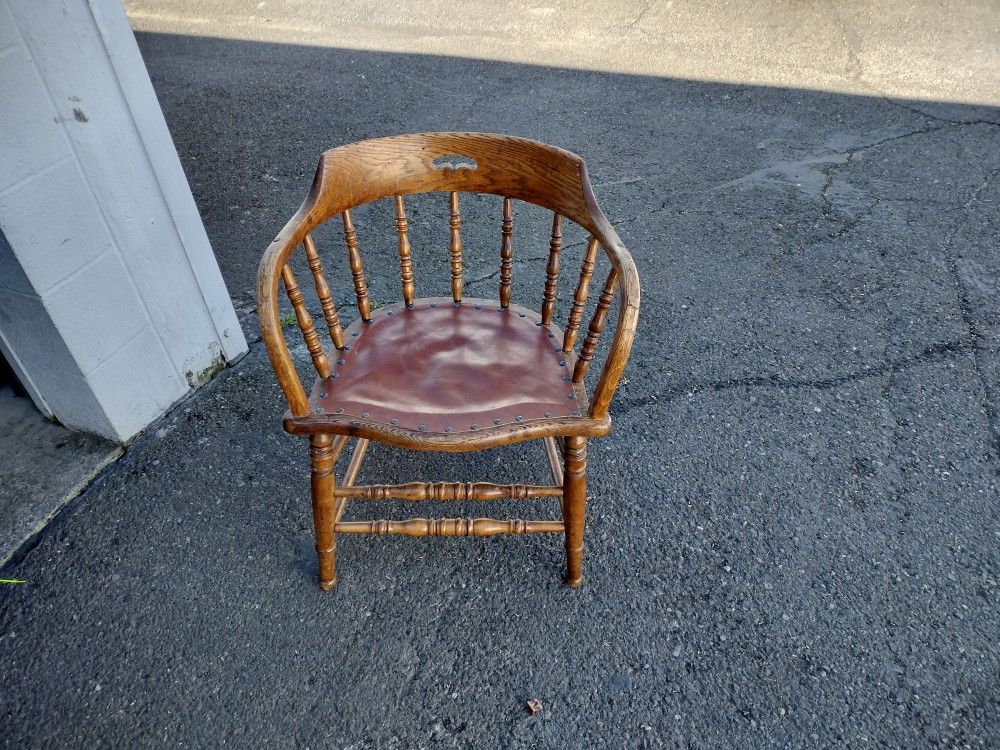 Antique American Captain's Chair