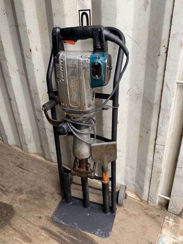 Makita jack hammer jackhammer for Sale in Highland, CA - OfferUp