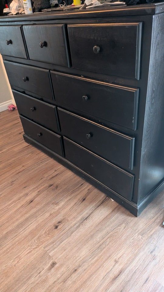Black Dresser