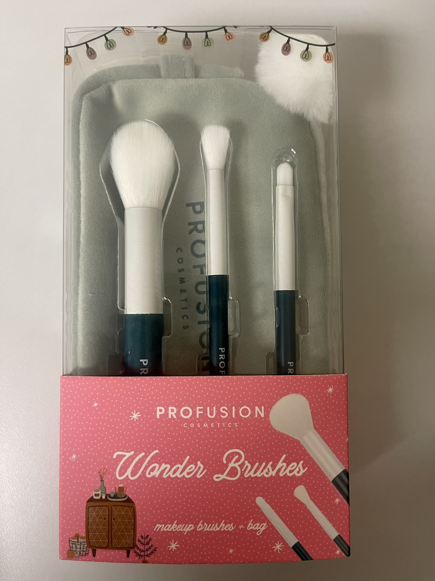 MAKEUP BRUSH SET