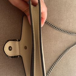 Gucci Wallet On Chain 