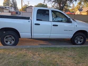 Dodge ram 1500  ano 2005