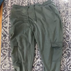 Women’s Green Pants