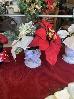 2 Cute Christmas Matching Decor