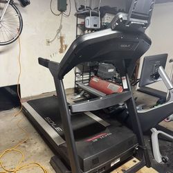 Sole treadmill