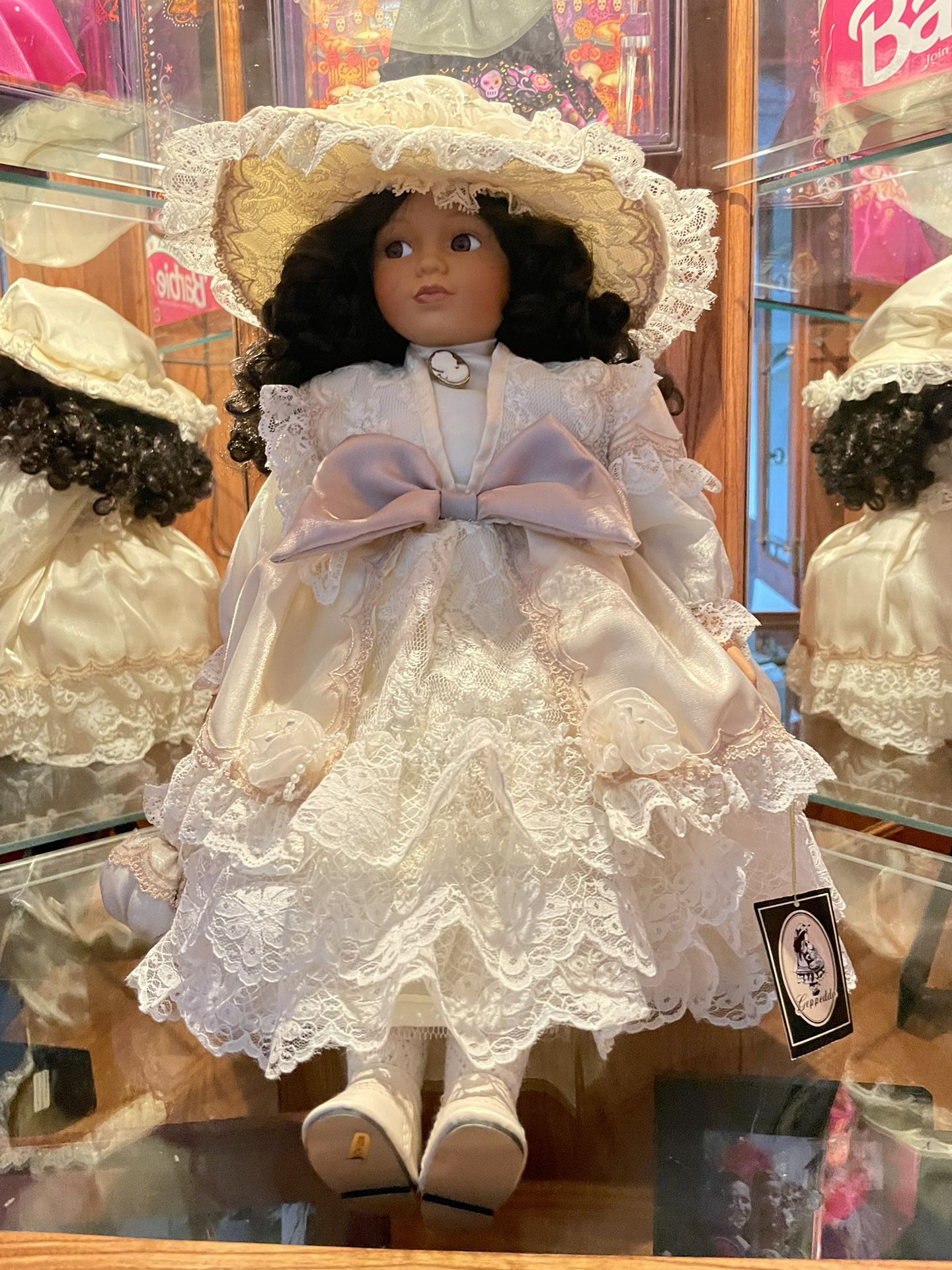 Geppeddo Porcelain Doll 181927 