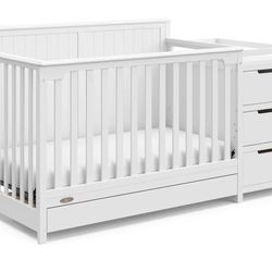 Graco Hadley 5-in-1 Convertible Crib & Changer (White)