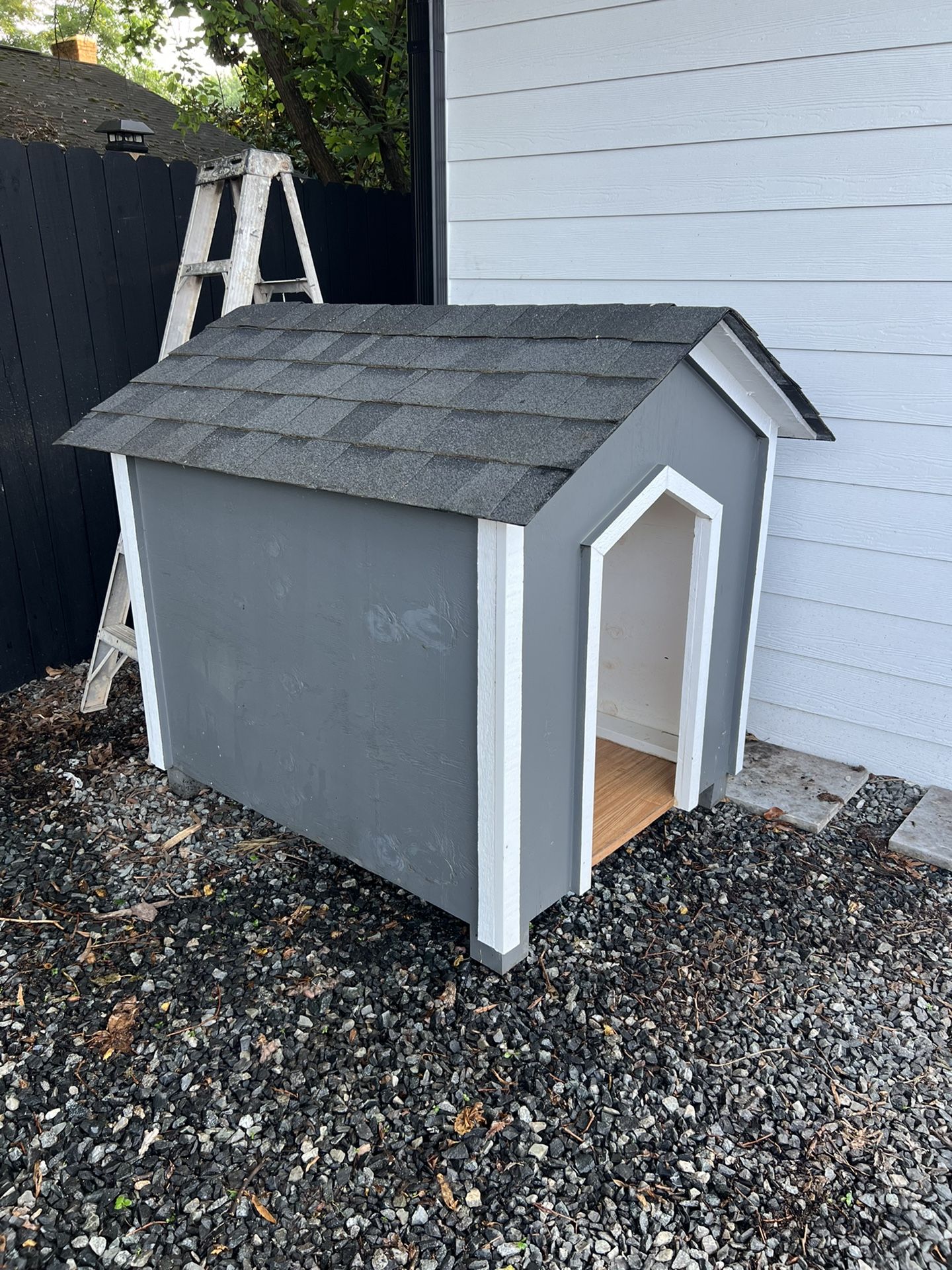 dog house