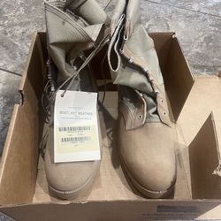 BRAND NEW !! McRae Boots