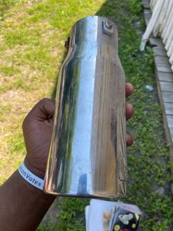 exhaust pipe