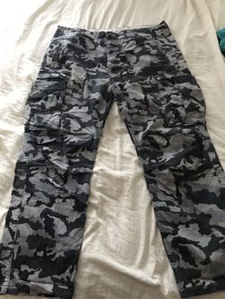 MENS Levi Jeans 38x32