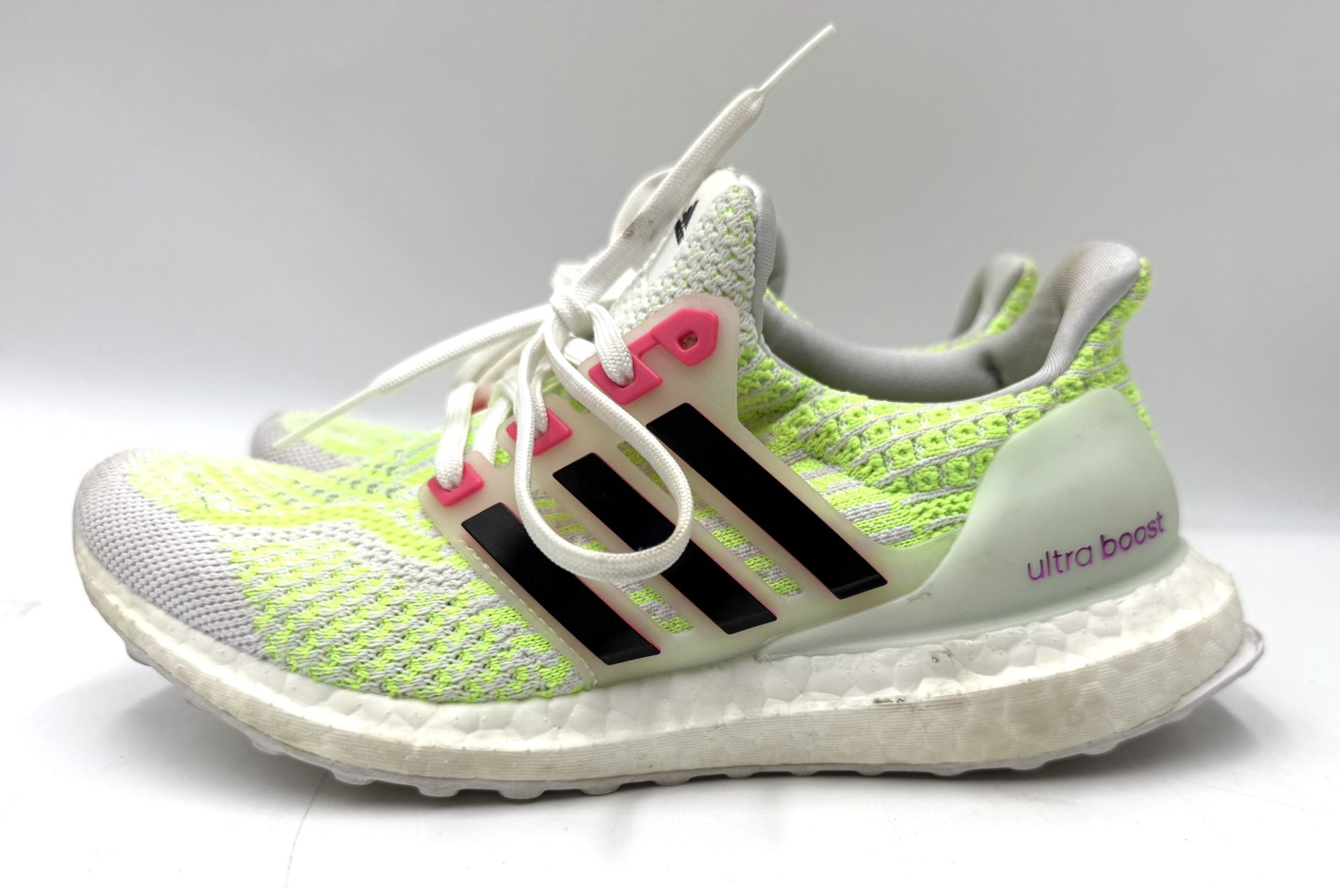 Adidas Shoes Womens 6 White Ultra Boost 5.0 DNA Glow Running Sneakers Outdoors