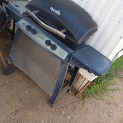 BBQ Grill With Stove