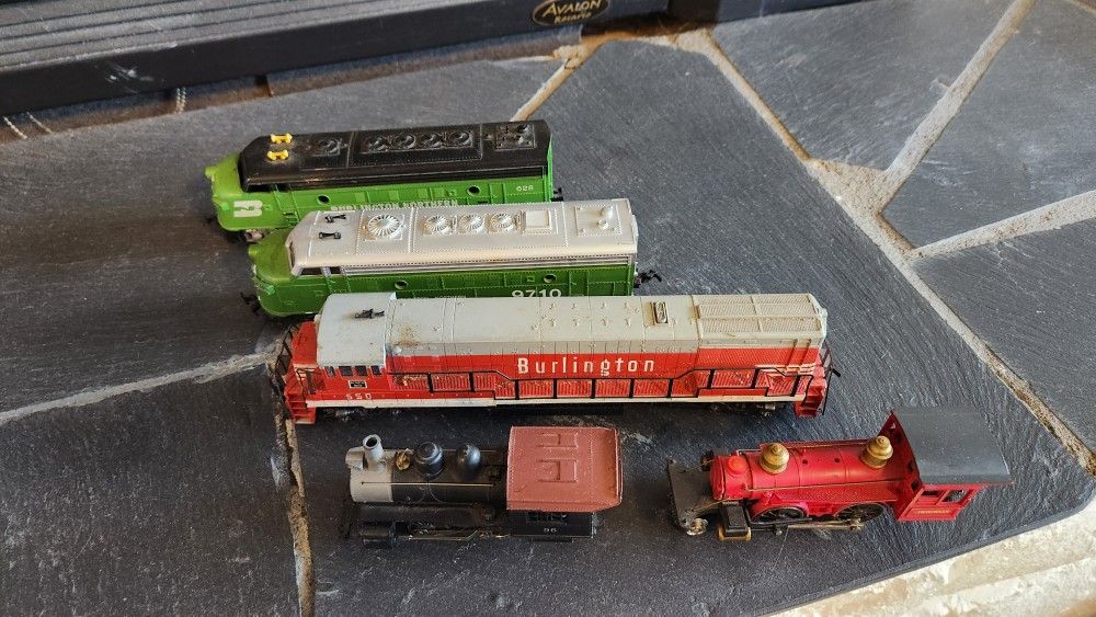 HO Train Set
