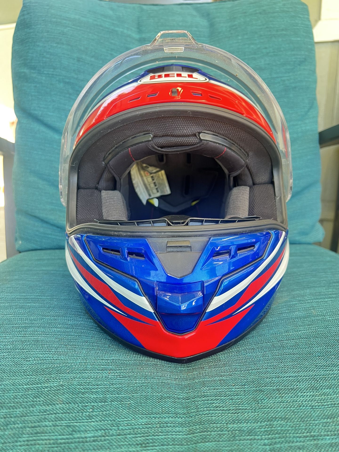 Motorcycle helmet