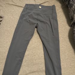 Vuori & Young LA leggings 