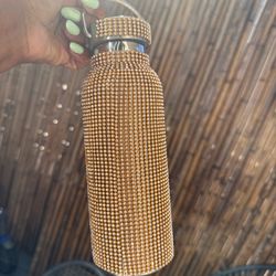 Gold Bling 💎 COLD water bottle w/ chain