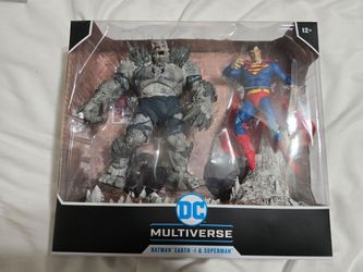 McFarlane DC Multi Verse Batman Earth 1 & Superman