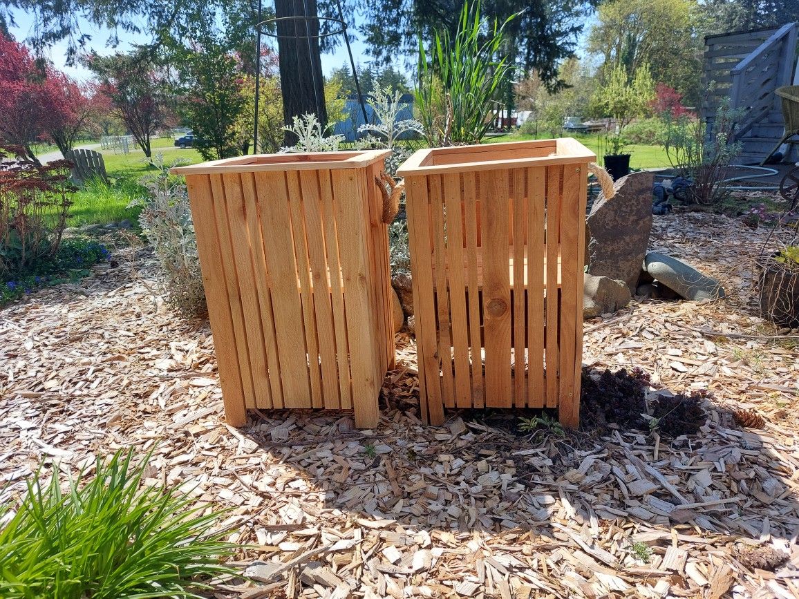 Modern Cedar Planter Boxes 